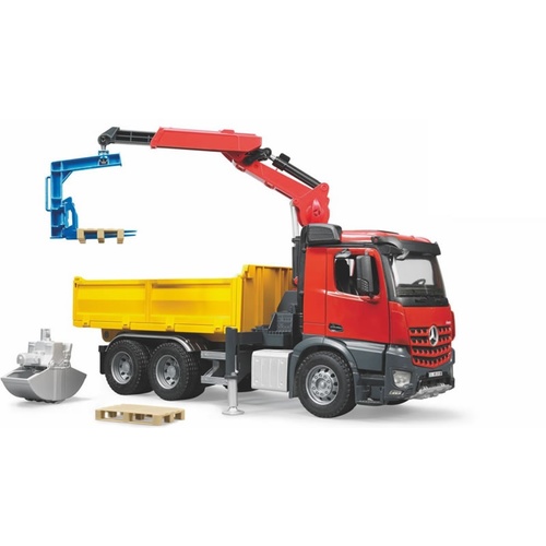 BR 1:16 MB Arocs Construction Truck with Crane & A 240 03651