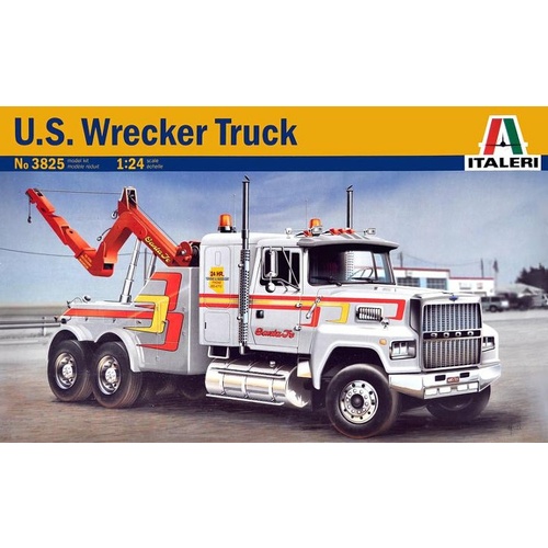 ITA-3825	Italeri  1/24 U.S. Wrecker Truck
